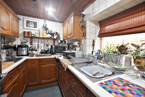 Photo 10- click for photo gallery